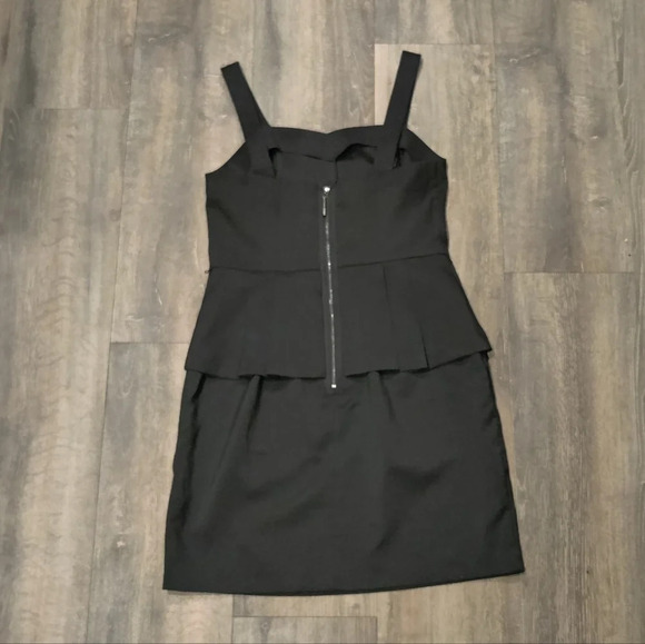 Kensie Black Dress with Peplum - Picture 3 of 4